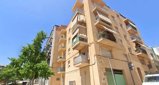 PISO OCUPADO 2 habitaciones, 68 M2, EN PLAZA GATASSA, MATARÓ - foto 2