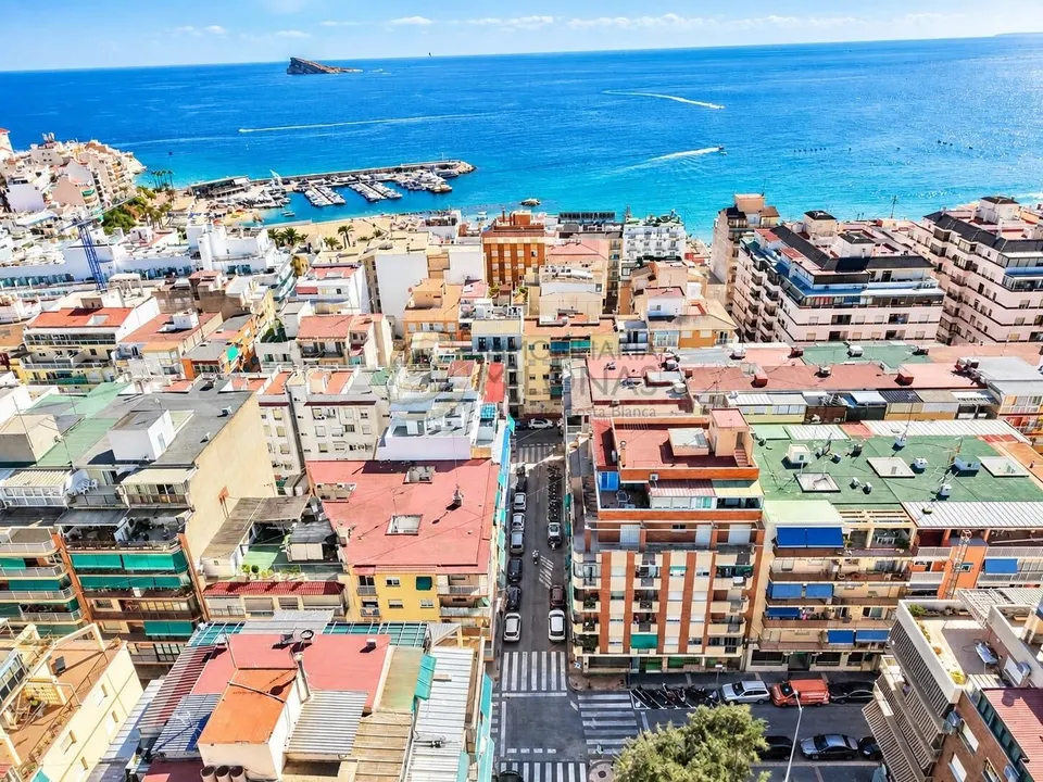 ✨ ¡TU NUEVO HOGAR EN EL CORAZÓN DE BENIDORM! ✨