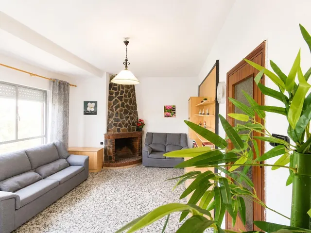 Si te gusta vivir en plena huerta, esta vivienda es para ti - foto 3