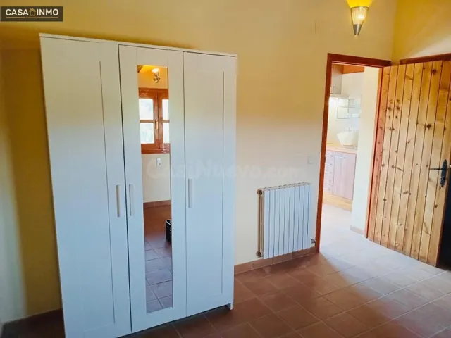 Se alquila apartamento con encanto en las afueras de Benabar - foto 5