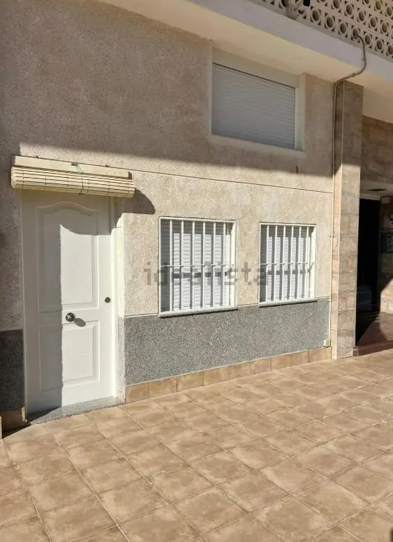 ALQUILER DE PLANTA BAJA EN URBANIZACIÓN ZONA SAN JUAN — 8