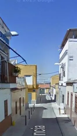CASA EN LINARES