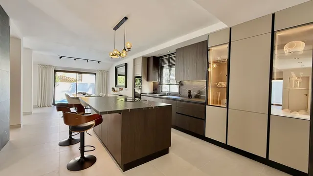 Chalet 5 habitaciones 360m² en venta - Marbella - foto 3