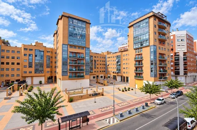 ¡tu nuevo hogar empieza con una gran oportunidad en calle ramón y cajal! — 18