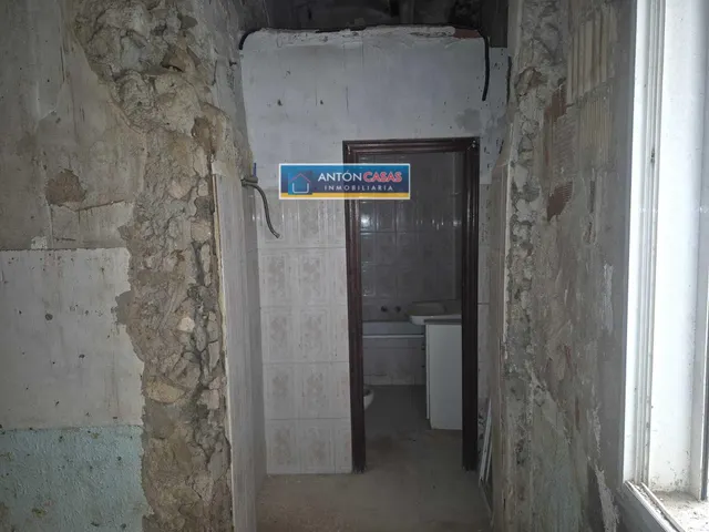 CASA CÉNTRICA EN NOVELDA PARA REFORMAR — 14