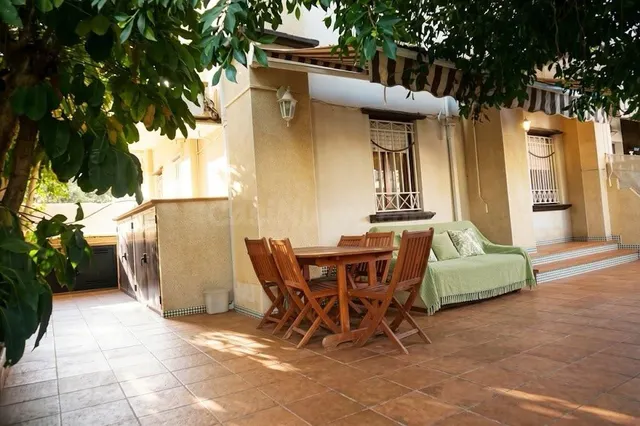 Precioso Bungalow con amplias terrazas en esquina! a 300m de la playa!!! — 5