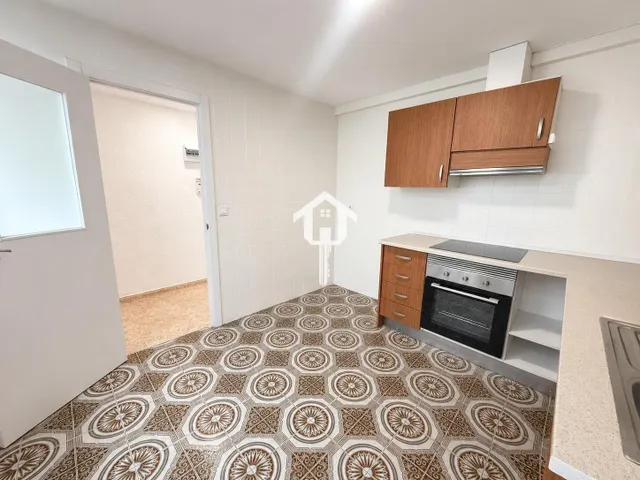 Piso de 80 m2 de 3 habitaciones en zona ciudad de asís de Alicante: 2ª planta sin ascensor — 19