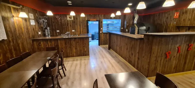 LOCAL EN LLOGUER (TRASPÀS DE NEGOCI) — 16
