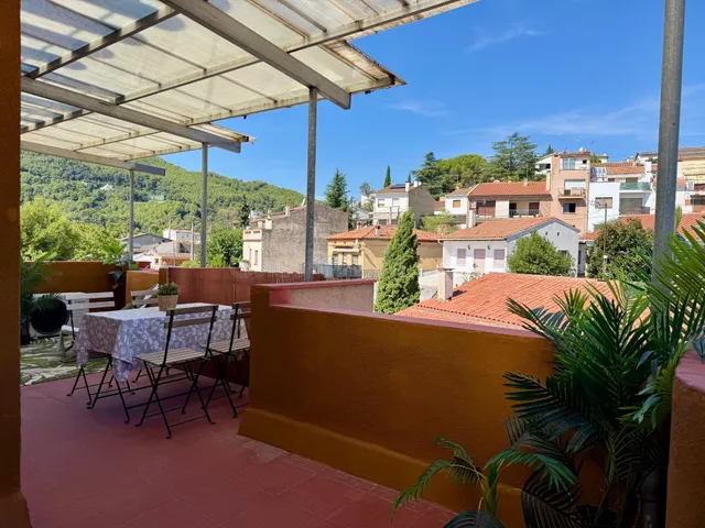Ático Reformado a Estrenar con Terraza en el Centro — 2