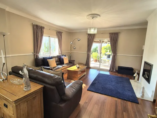 Chalet 4 habitaciones 238m² en venta - Marbella — 7