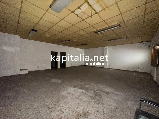 Local comercial a la venta en L´Olleria (Valencia) — 12