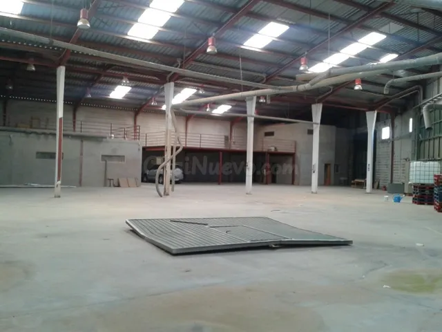 Nave industrial en venta - La Roda - foto 3