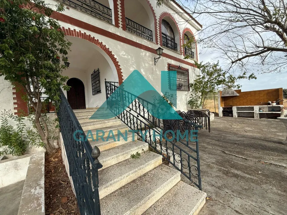 ¡ESPECTACULAR CHALET EN VENTA EN SIERRA DE FUENTES, CÁCERES!