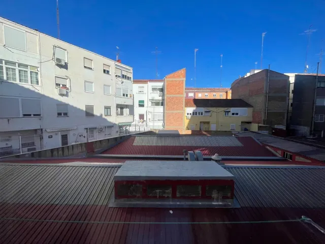 Venta piso en calle escosura — 17