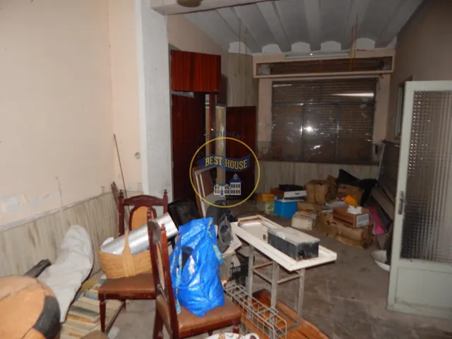 EDIFICIO A REFORMAR EN COCENTAINA. — 3