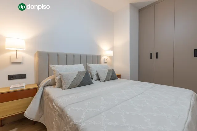 MODERNO ESTUDIO TIPO LOFT AMUEBLADO EN URBANIZACIÓN VILLA PINEDA - ZONA VILLAREJO — 18