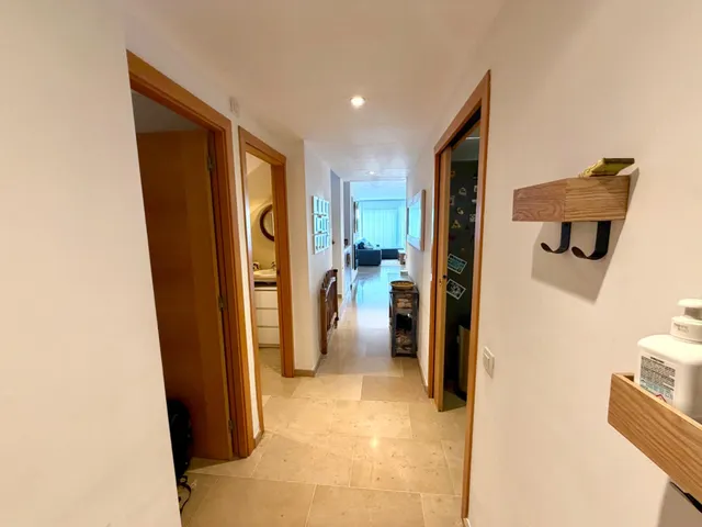 Ático Dúplex Exclusivo con 3 Terrazas, 2 Piscinas y Amplios Espacios — 8