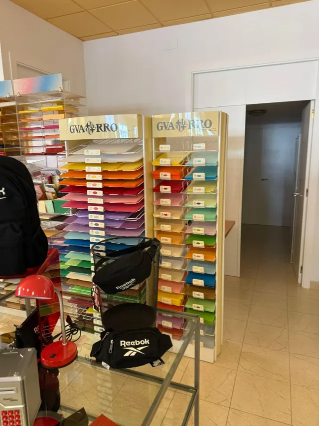 Local comercial con gran potencial en excelente ubicación en Deltebre — 3