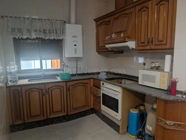 Amplia Casa en el Corazón de Lliria - Oportunidad Única - foto 5