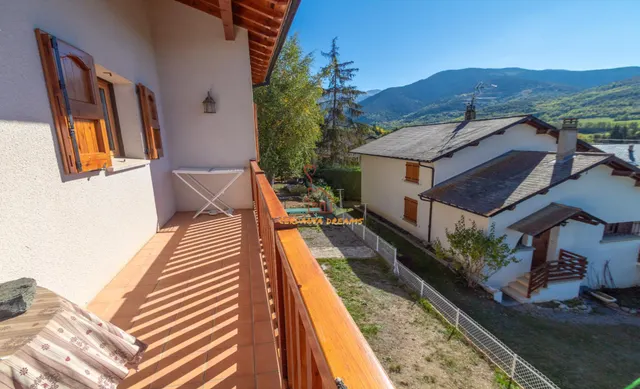 Impresionante Chalet con vistas panorámicas — 15