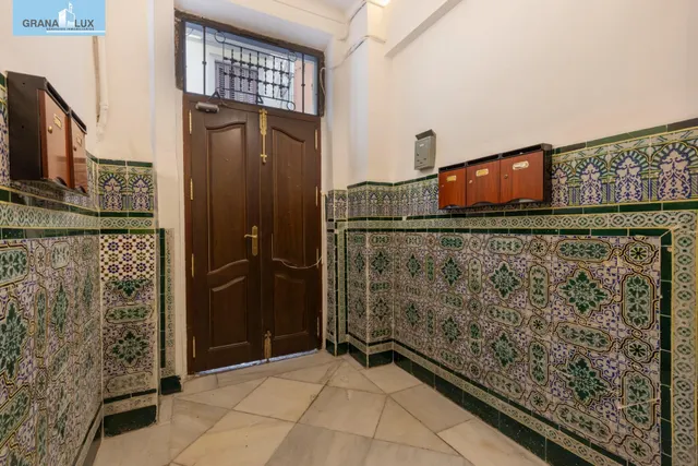 ¡Oportunidad única en el corazón de Granada! — 3