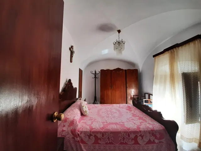 Casa con patio en Torremocha — 8