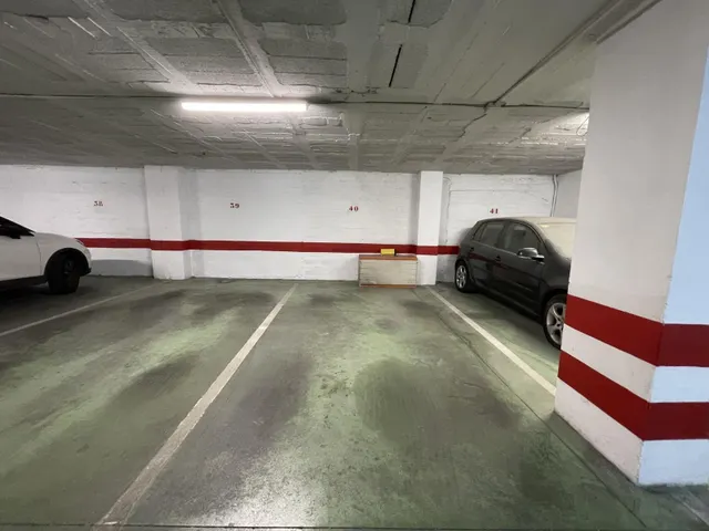 Piso con terraza, vistas al mar y plaza de garaje en Arroyo de la Miel, Benalmádena — 46