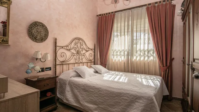 Chalet en sax buena zona para vivir todo el año. — 13