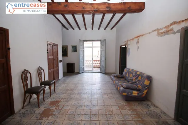 CASA DE PUEBLO EN FAURA ESPACIOSA MUCHAS POSIBILIDADES PRECIO REBAJADO — 12