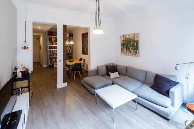 Piso 2 habitaciones 89m² en venta - Embajadores - foto 2