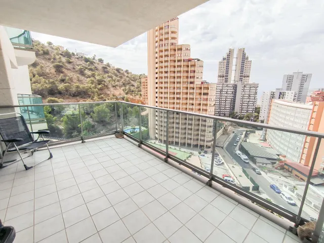 Gran piso de 2 dorm. en urbanización de lujo Torre Lugano en el Rincón de Loix - www.inmobiliarialesdunes.com — 2