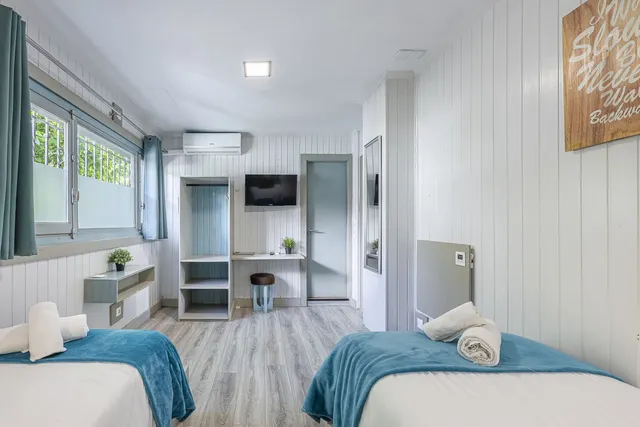 Chalet 12 habitaciones 500m² en venta - Marbella — 17