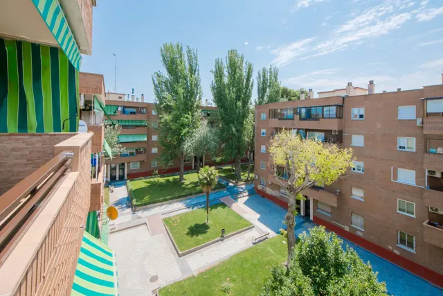Piso en alquiler en la poveda - totalmente reformado a estrenar — 26