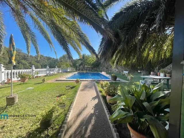 CASA DE CAMPO CON PISCINA