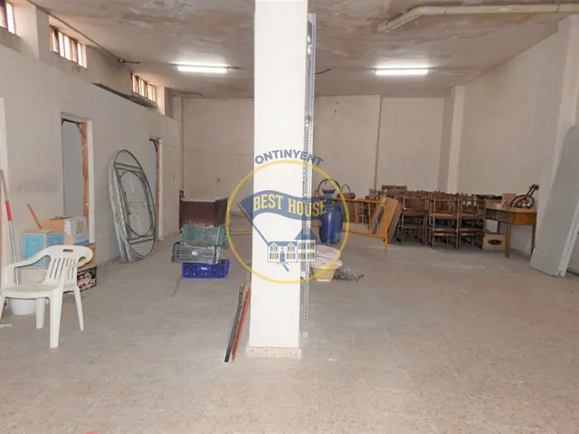 AMPLIO LOCAL EN PLANTA BAJA EN VENTA O ALQUILER EN ONTINYENT — 5