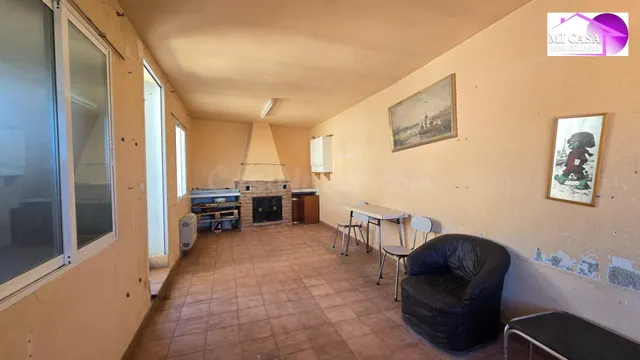 Casa en villarroya con terraza, trastero y vistas — 2