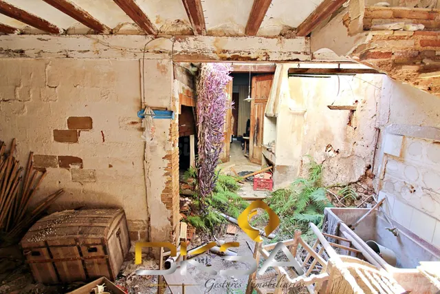 Casa para reformar en el centro de Burriana
