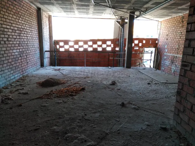 Local comercial 245m² en venta - Carretera de Fuensanta - foto 3