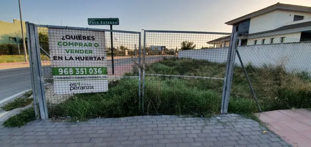 Parcela en Alquiler: Tu Espacio Ideal para Caravana y Cultiv