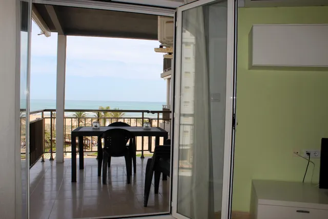PLAYA GANDIA- PRIMERA LINEA PLAYA APARTAMENTO | Despierta frente al mar — 15