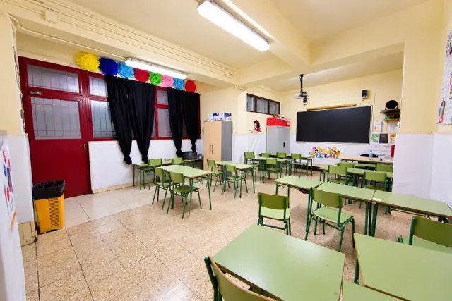 Local comercial 30 habitaciones 1355m² en venta - Pueblo Nuevo — 30