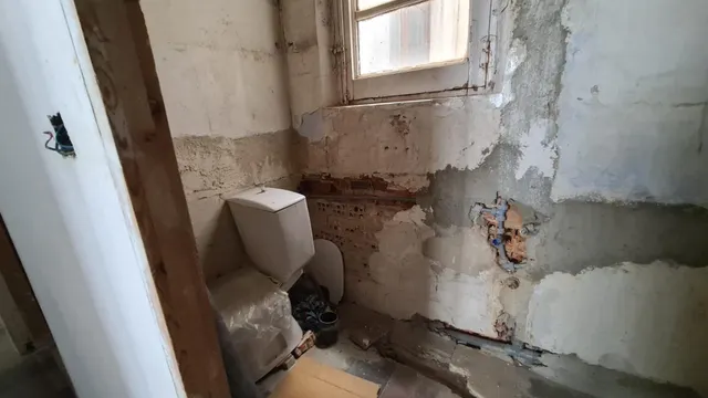 VENTA DE PISO INTERIOR 2º SIN ASCENSOR PARA REHABILITAR EN ZAMORA ZONA PUERTA DE LA FERIA. — 6