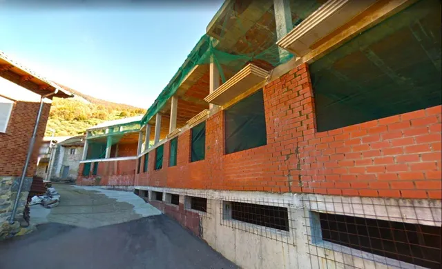 OBRA  PARADA EN PUEBLA DE LILLO — 4