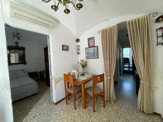 CASA DE PLANTA BAJA CON PATIO DE 120 METROS EN ARROYO DE LA  - foto 4