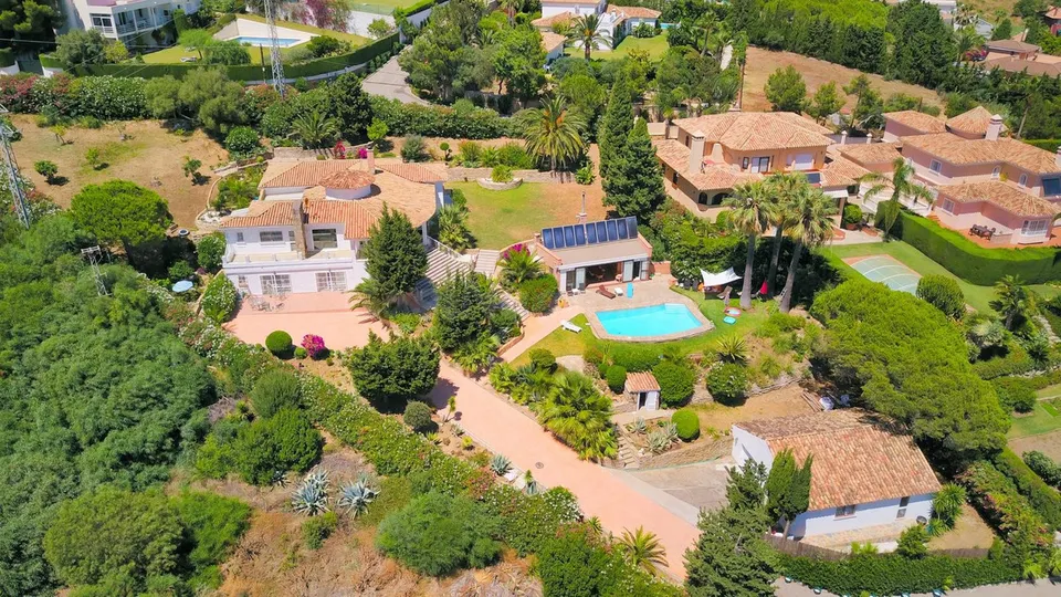 Chalet 5 habitaciones 451m² en venta - Costa Del Sol