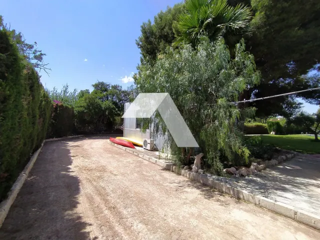 Chalet en venta — 30