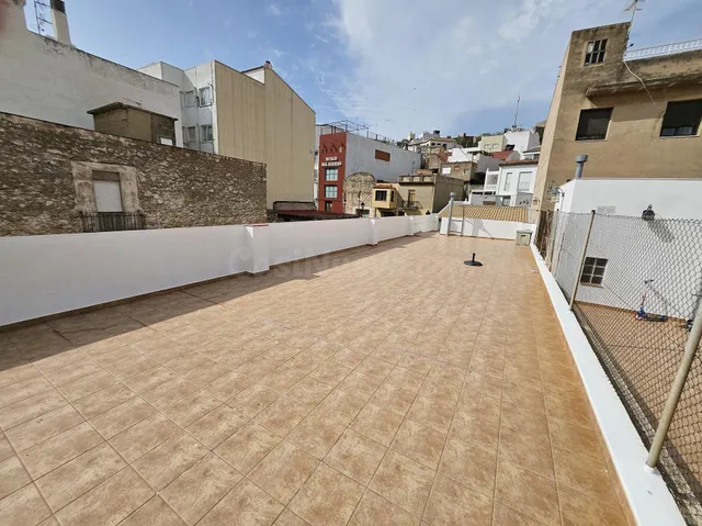 Se vende casa en casco antiguo de Oropesa, detrás del ayunta - foto 2