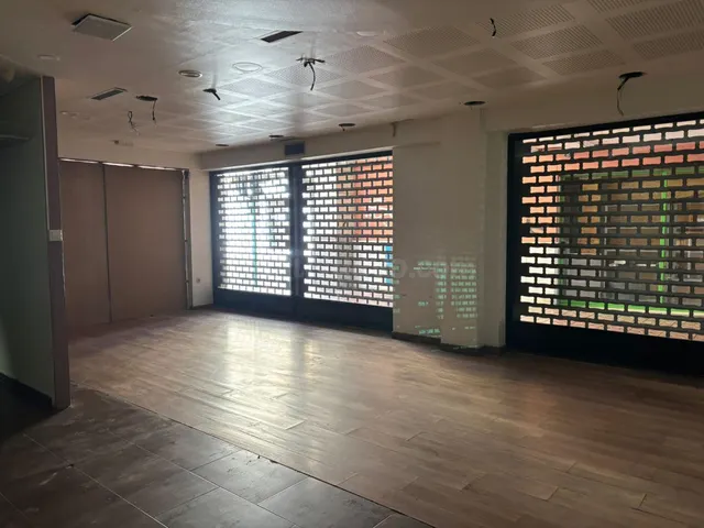 Local comercial 420m² en alquiler - Centro - foto 2