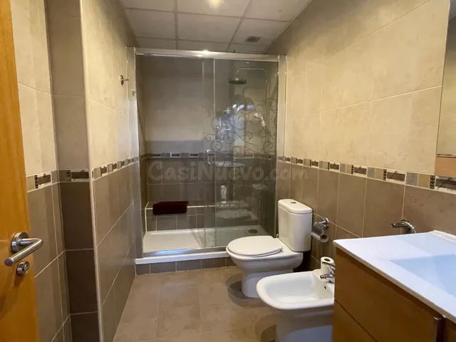 Espacio, comodidad y ubicación: vivienda familiar con ascens - foto 5