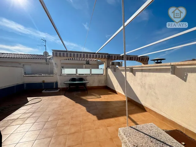 Ático con doble terraza y solárium privado a menos de 300 m de la playa — 28
